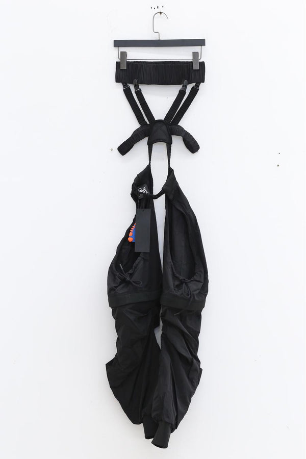 WINDOWSEN elastic hollow restraint long -sleeved top SS23J007